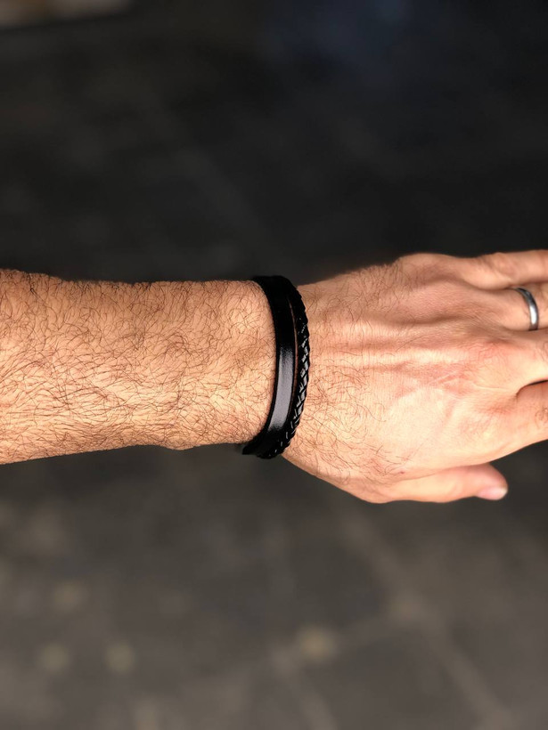 دستبند چرمی مشکی