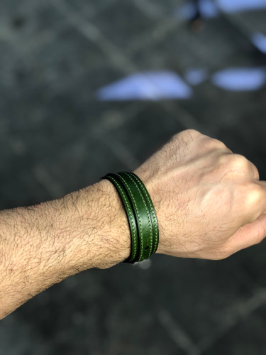 دستبند چرمی سبز